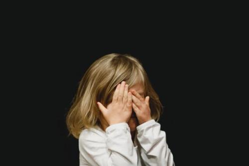 کدام کودکان به اختلالات اضطرابی مبتلا می شوند؟
